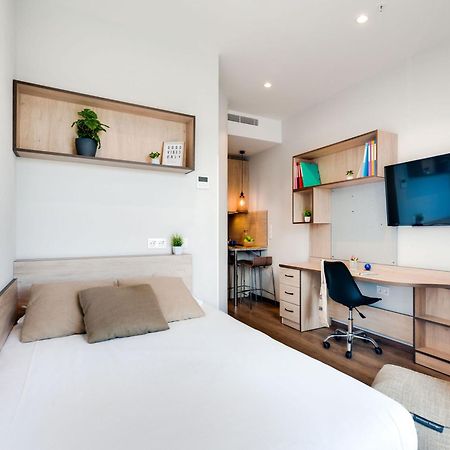 Livensa Living Studios San Sebastián Exteriör bild