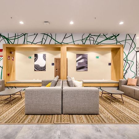 Livensa Living Studios San Sebastián Exteriör bild