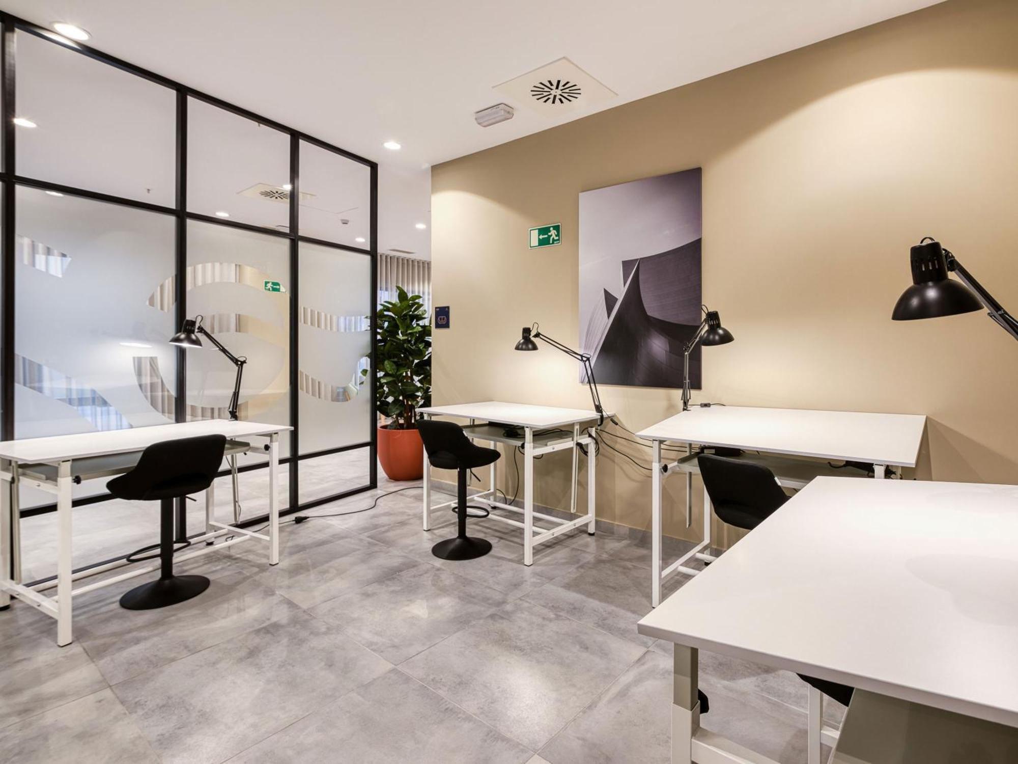 Livensa Living Studios San Sebastián Exteriör bild